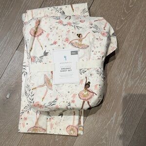 Pottery Barn Kids Ballerina Sheet Set - White and Pink